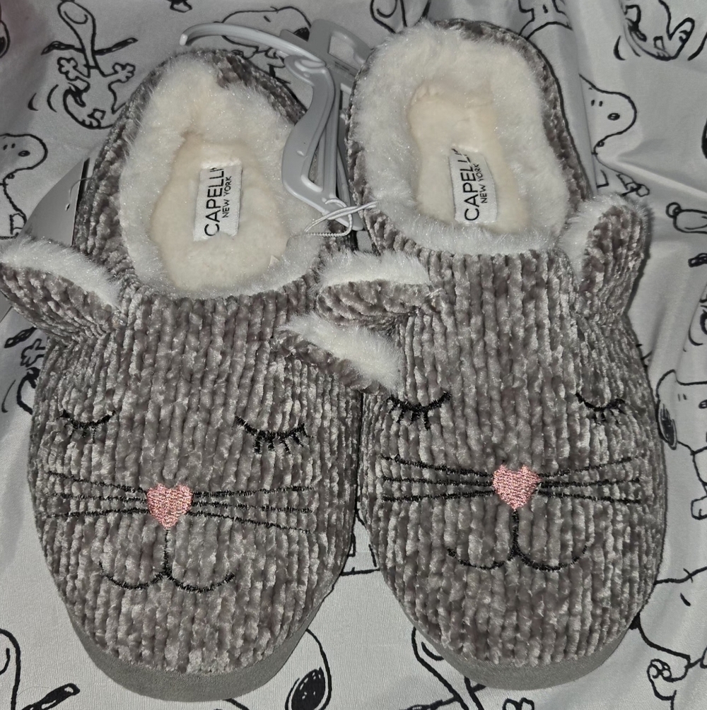 Capelli of New York Gray Cat Slippers Size 7/8